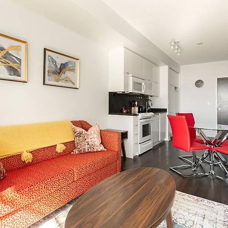 Luxury Downtown Lakeview & City View Condo Toronto Buitenkant foto