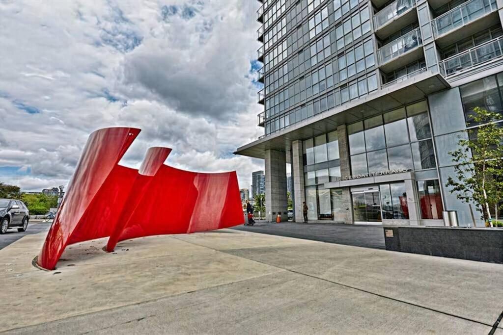 Luxury Downtown Lakeview & City View Condo Toronto Buitenkant foto
