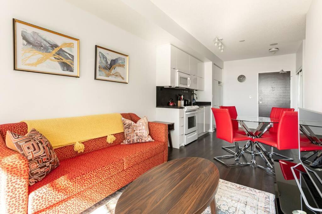 Luxury Downtown Lakeview & City View Condo Toronto Buitenkant foto